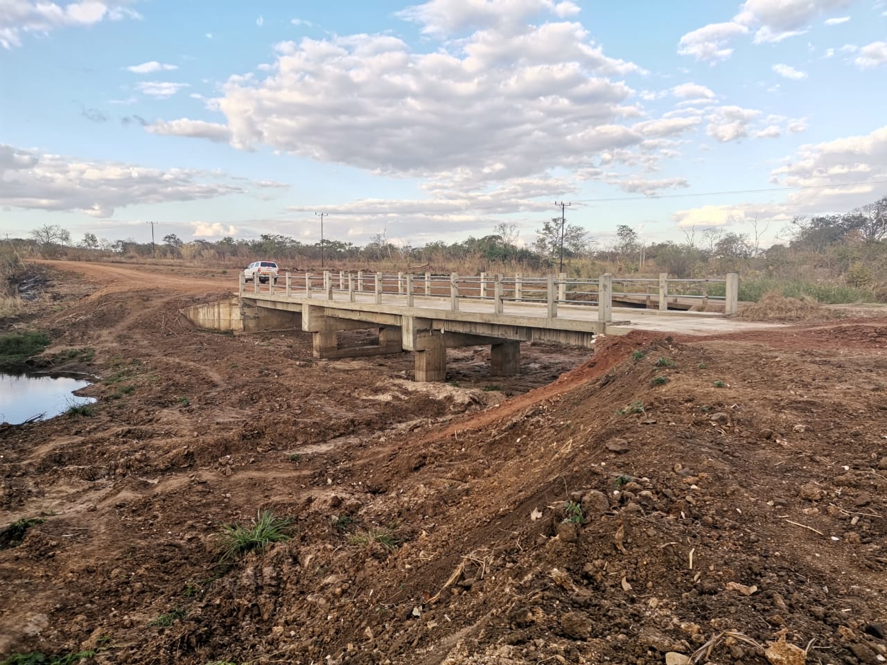 Fundo de Estradas (2).jpg